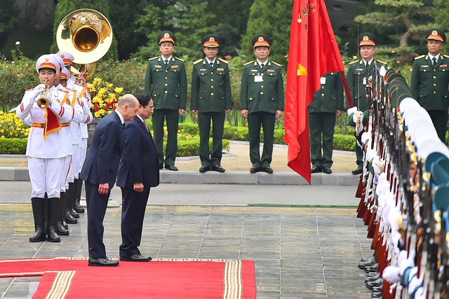 Chùm ảnh: Thủ tướng Phạm Minh Chính chủ trì lễ đón chính thức Thủ tướng CHLB Đức - Ảnh 3.