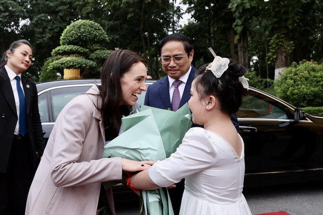 Chùm ảnh: Thủ tướng Phạm Minh Chính chủ trì lễ đón chính thức Thủ tướng New Zealand - Ảnh 1.