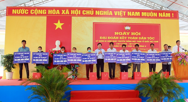 Phó Thủ tướng Thường trực dự Ngày hội Đại đoàn kết dân tộc tại Hậu Giang - Ảnh 2.