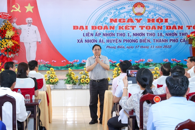 Chùm ảnh: Thủ tướng Phạm Minh Chính dự Ngày hội Đại đoàn kết tại Phong Điền, Cần Thơ - Ảnh 4.