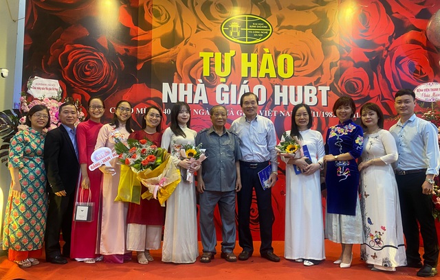 Trường Đại học KD&CN Hà Nội Kỷ niệm 40 năm Ngày Nhà giáo Việt Nam - Ảnh 2. Trường Đại học KD&CN Hà Nội Kỷ niệm 40 năm Ngày Nhà giáo Việt Nam - Ảnh 2.