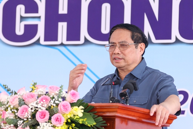 Thủ tướng Phạm Minh Chính phát động phong trào thi đua đặc biệt phát triển kết cấu hạ tầng - Ảnh 1.