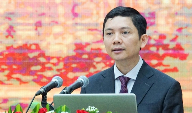 Kỷ luật cảnh cáo Chủ tịch Viện Hàn lâm Khoa học xã hội Việt Nam Bùi Nhật Quang - Ảnh 1.