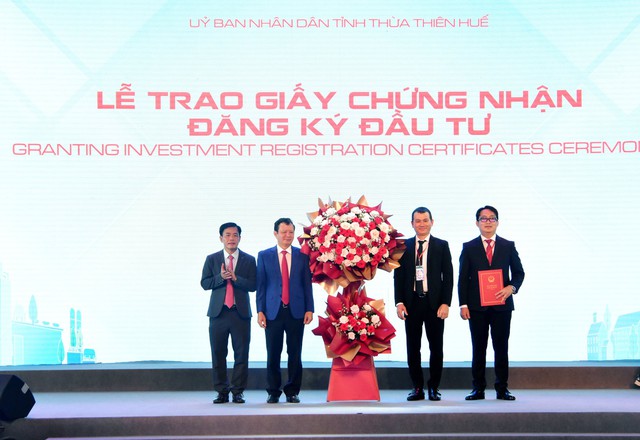 Thừa Thiên Huế: Hầu hết các ngành, lĩnh vực kinh tế chuyển biến tích cực - Ảnh 1. Thừa Thiên Huế: Hầu hết các ngành, lĩnh vực kinh tế chuyển biến tích cực - Ảnh 1.
