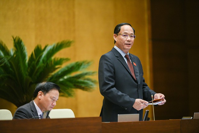 TỔNG THUẬT: Bộ trưởng Bộ Nội vụ Phạm Thị Thanh Trà trả lời chất vấn - Ảnh 1.