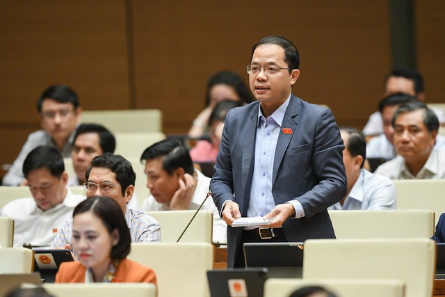 TRỰC TIẾP: Quốc hội chất vấn Bộ trưởng Bộ Thông tin và Truyền thông - Ảnh 1.