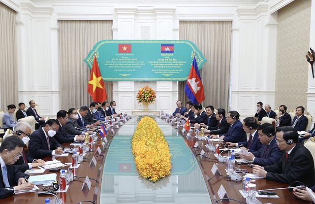 Chùm ảnh: Lễ đón chính thức Thủ tướng Phạm Minh Chính thăm Campuchia - Ảnh 11.