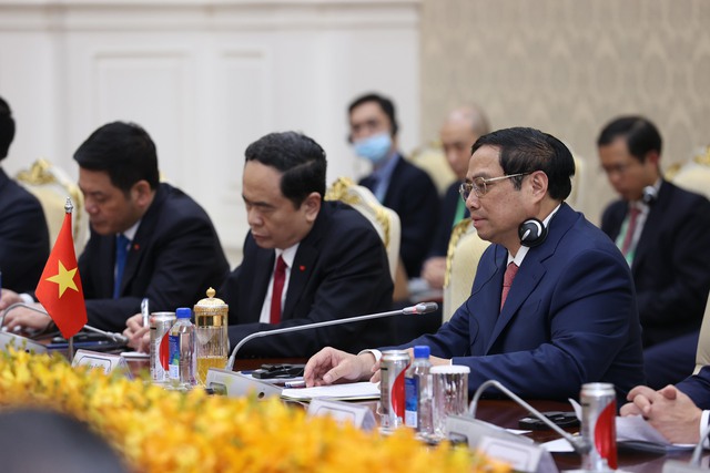 Thủ tướng Chính phủ Phạm Minh Chính hội đàm với Samdech Techo Thủ tướng Hun Sen - Ảnh 2.
