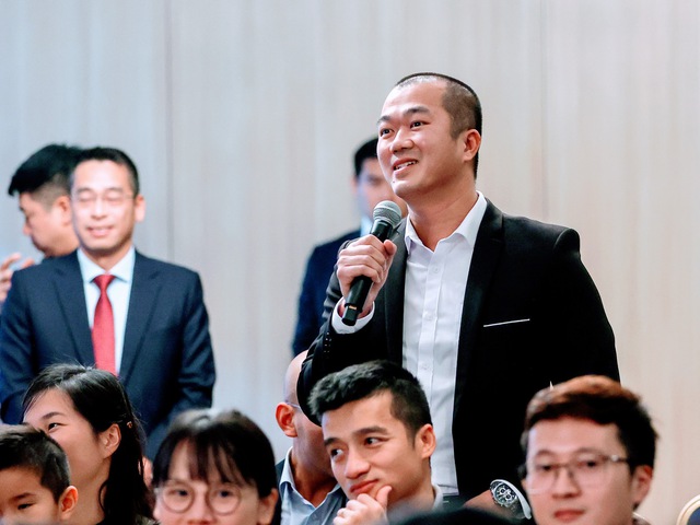 Thủ tướng: Dù ở đâu, đóng góp được cho đất nước là yêu nước - Ảnh 5. Thủ tướng: Dù ở đâu, đóng góp được cho đất nước là yêu nước - Ảnh 5.
