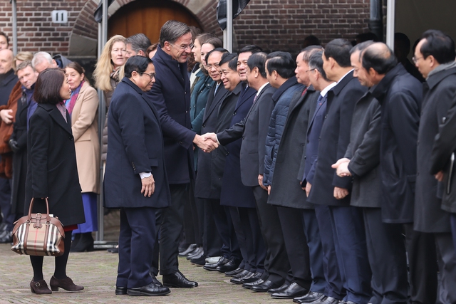 Chùm ảnh: Lễ đón chính thức Thủ tướng Phạm Minh Chính thăm Vương quốc Hà Lan - Ảnh 8.