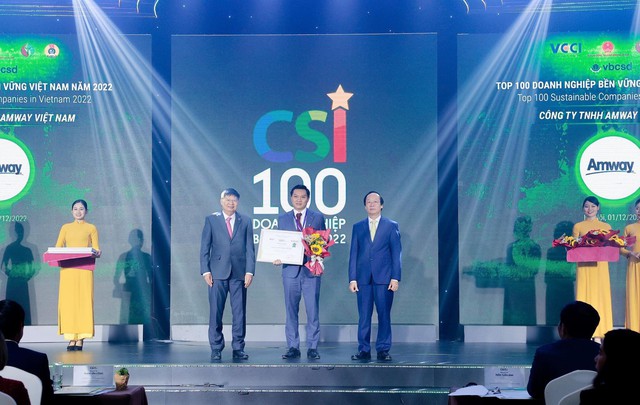 Amway Việt Nam được vinh danh 100 doanh nghiệp bền vững Việt Nam 2022 - Ảnh 2.