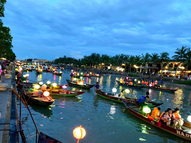 Miền Trung: Nhiều hoạt động văn hóa, nghệ thật chào năm mới 2023 - Ảnh 1. Miền Trung: Nhiều hoạt động văn hóa, nghệ thật chào năm mới 2023 - Ảnh 1.