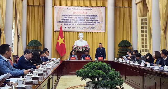 C&ocirc;ng bố Ph&aacute;p lệnh về tr&igrave;nh tự &aacute;p dụng c&aacute;c biện ph&aacute;p xử l&yacute; h&agrave;nh ch&iacute;nh tại T&ograve;a &aacute;n - Ảnh 2.