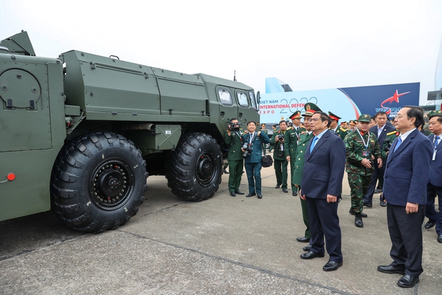 Chùm ảnh: Thủ tướng dự lễ khai mạc Triển lãm Quốc phòng quốc tế Việt Nam 2022 - Ảnh 3.