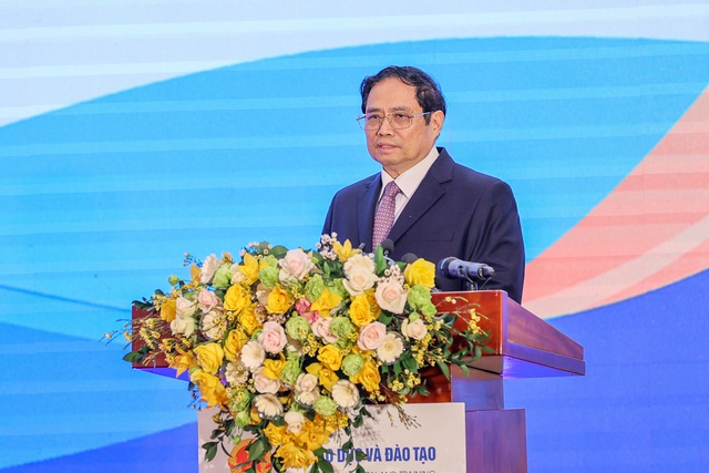 Thủ tướng Phạm Minh Chính: Chăm sóc, bảo vệ tốt nhất trẻ em không chỉ vì tương lai đất nước - Ảnh 1.