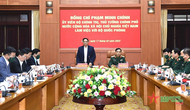 Thủ tướng Chính phủ Phạm Minh Chính làm việc với Bộ Quốc phòng - Ảnh 1.