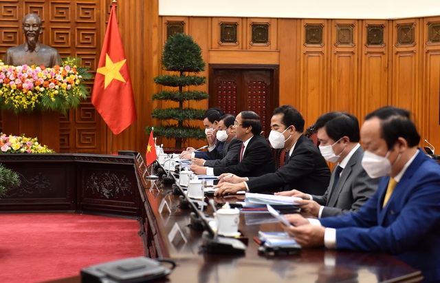 Phó Thủ tướng Lê Văn Thành hội đàm với Phó Chủ tịch điều hành EC - Ảnh 4.