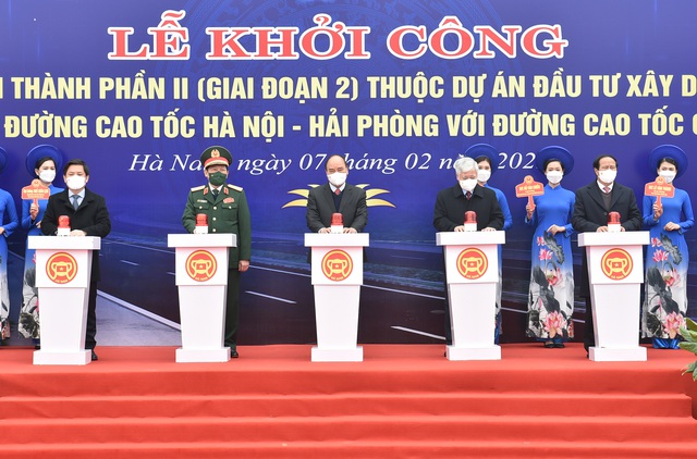 Khởi công tuyến đường kết nối hai cao tốc huyết mạch - Ảnh 2.