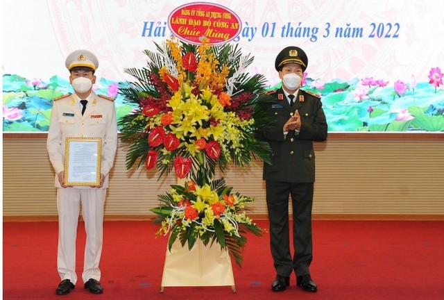 Bổ nhiệm Tư lệnh Cảnh sát Cơ động, Giám đốc Công an tỉnh Hải Dương - Ảnh 1.
