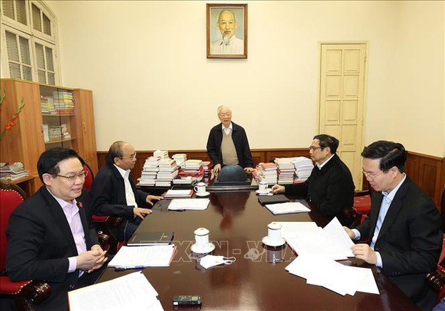 Tổng Bí thư Nguyễn Phú Trọng chủ trì cuộc họp lãnh đạo chủ chốt - Ảnh 2.