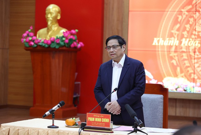 Triển khai thật tốt Nghị quyết của Bộ Chính trị về phát triển Khánh Hòa - Ảnh 1.