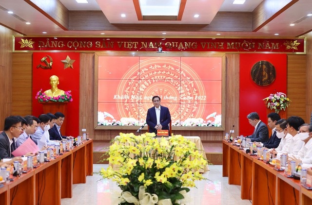 Triển khai thật tốt Nghị quyết của Bộ Chính trị về phát triển Khánh Hòa - Ảnh 3.