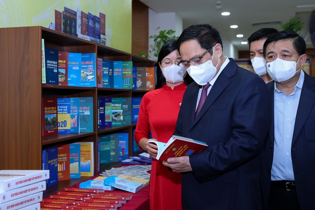 Thủ tướng Phạm Minh Chính: 'Nói có sách, mách có chứng', bám sát thực tiễn trong chỉ đạo, điều hành - Ảnh 4.