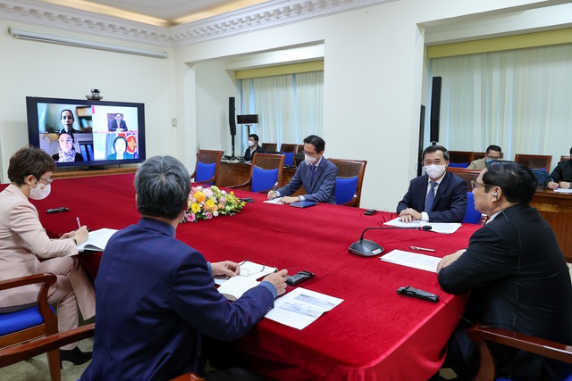Giám đốc COVAX: Nhiều nước có thể tham khảo chương trình tiêm chủng rất thành công của Việt Nam - Ảnh 2. Giám đốc COVAX: Nhiều nước có thể tham khảo chương trình tiêm chủng rất thành công của Việt Nam - Ảnh 2.