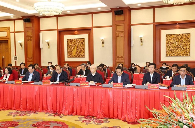 Bộ Chính trị thống nhất ban hành Nghị quyết phát triển Thủ đô Hà Nội đến năm 2030, tầm nhìn đến năm 2045 - Ảnh 2.