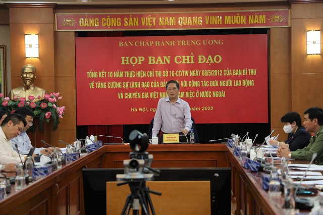 Tổng kết công tác lãnh đạo với lao động, chuyên gia Việt Nam làm việc ở nước ngoài - Ảnh 1.