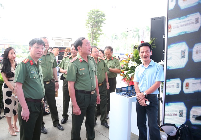Hội báo toàn quốc 2022: Khẳng định sự lớn mạnh của hệ thống báo chí cả nước - Ảnh 5. Hội báo toàn quốc 2022: Khẳng định sự lớn mạnh của hệ thống báo chí cả nước - Ảnh 5.