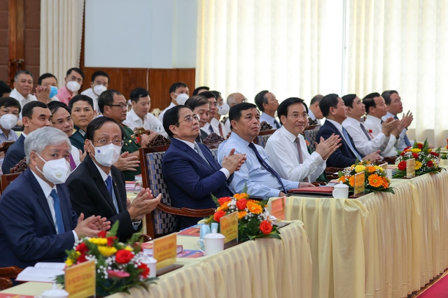 Thủ tướng Phạm Minh Chính dự lễ kỷ niệm 30 năm tái lập tỉnh Ninh Thuận - Ảnh 1.