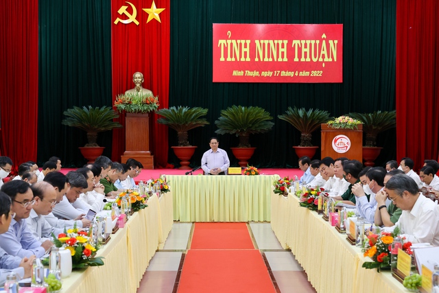 Ninh Thuận cần biến thách thức thành cơ hội, biến cơ hội thành động lực, nguồn lực phát triển - Ảnh 1.