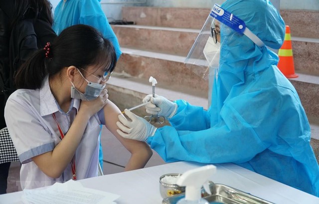Hơn 1,3 triệu liều vắc xin được phân bổ để tiêm phòng COVID-19 cho trẻ từ 5-12 tuổi - Ảnh 1.