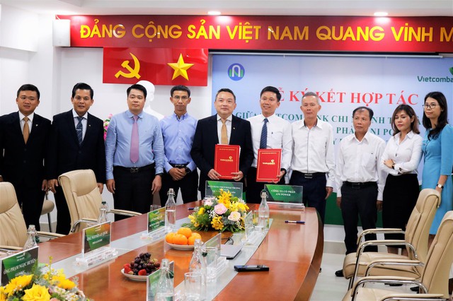 Vietcombank Tây Sài Gòn ký kết hợp tài trợ tín dụng 1.785 tỷ đồng cho dự án thủy điện Phú Tân 2 - Ảnh 1.