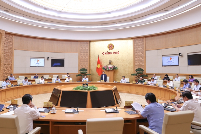 Thủ tướng Phạm Minh Chính chủ trì phiên họp Chính phủ thường kỳ tháng 4/2022 - Ảnh 1.