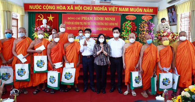 Phó Thủ tướng Thường trực chúc mừng Tết Chôl Chnăm Thmây tại Sóc Trăng - Ảnh 3.