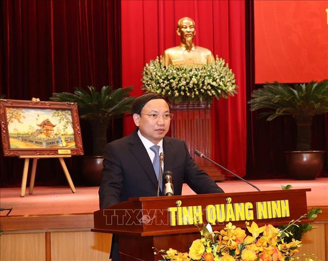 Tổng Bí thư Nguyễn Phú Trọng thăm và làm việc tại tỉnh Quảng Ninh - Ảnh 2.
