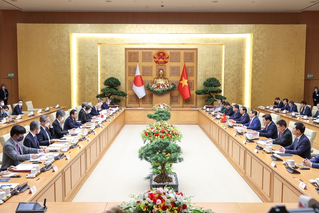 Thủ tướng Phạm Minh Chính đón, hội đàm với Thủ tướng Nhật Bản Kishida Fumio - Ảnh 7.