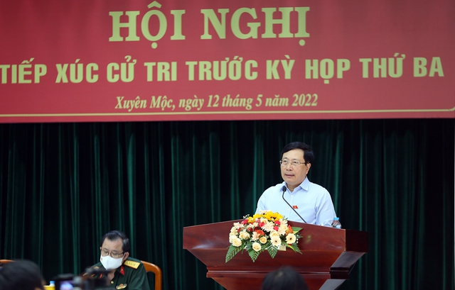 Phó Thủ tướng Phạm Bình Minh tiếp xúc cử tri Bà Rịa-Vũng Tàu  - Ảnh 1.