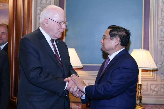Quốc hội Hoa Kỳ luôn có những thế hệ nghị sĩ ủng hộ quan hệ với Việt Nam - Ảnh 1.