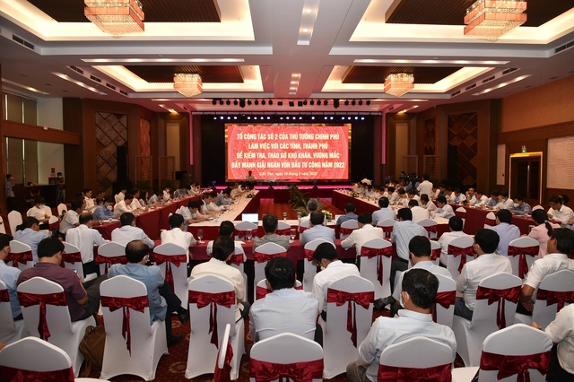 Phó Thủ tướng Lê Minh Khái làm việc với 8 tỉnh về giải ngân vốn đầu tư công - Ảnh 2. Phó Thủ tướng Lê Minh Khái làm việc với 8 tỉnh về giải ngân vốn đầu tư công - Ảnh 2.