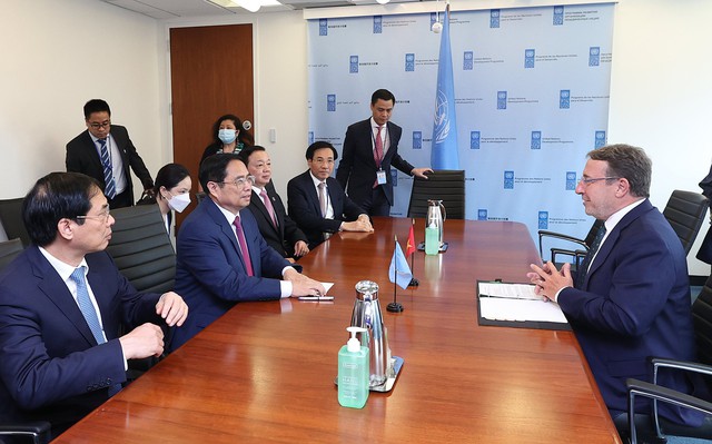 Thủ tướng gặp lãnh đạo UNDP và UNICEP - Ảnh 2.