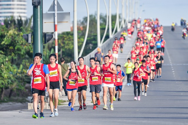 8h ngày 19/5 sẽ chạy giải marathon phong trào đồng hành cùng SEA Games 31 - Ảnh 1. 8h ngày 19/5 sẽ chạy giải marathon phong trào đồng hành cùng SEA Games 31 - Ảnh 1.