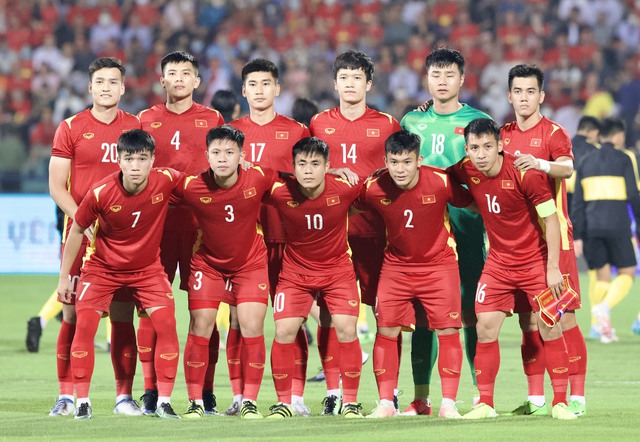 TRỰC TIẾP U23 Việt Nam - U23 Malaysia: Tiến Linh sát cánh cùng Mạnh Dũng - Ảnh 1.