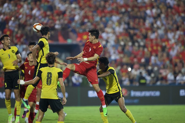 TRỰC TIẾP U23 Việt Nam 1- 0 U23 Malaysia: Khi nào khó... có TIẾN LINH!!!!!!!!!!! - Ảnh 3.