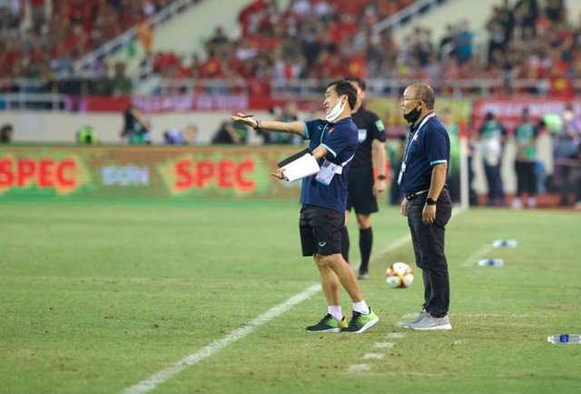 TRỰC TIẾP U23 Việt Nam gặp U23 Thái Lan: Quyết liệt, căng thẳng từng phút tại 'chảo lửa' Mỹ Đình - Ảnh 1.