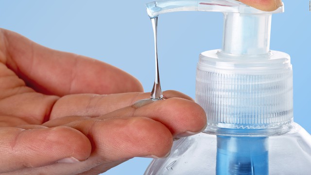 Thu hồi trên toàn quốc Sữa rửa tay sạch khuẩn Dr. Clean Hương dâu - Ảnh 1.