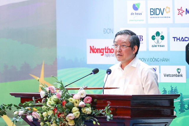 8H TỔNG THUẬT: Thủ tướng Phạm Minh Chính đối thoại với nông dân Việt Nam - Ảnh 1.