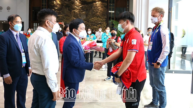 Nam Định chào đón các đội bóng bảng B - Ảnh 1.